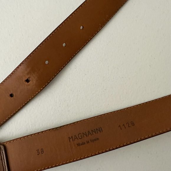 Magnanni Tan Leather Belt with Silver Buckle - Picture 5 of 6